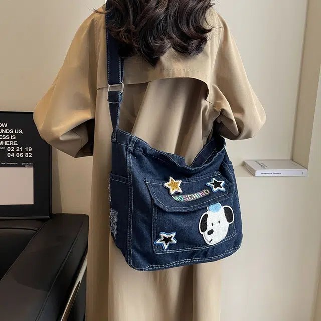 笛贝嘉 日系可爱卡通小狗休闲减龄学生上课托特包通勤 牛仔布 单肩斜挎包 常规 女款 多色