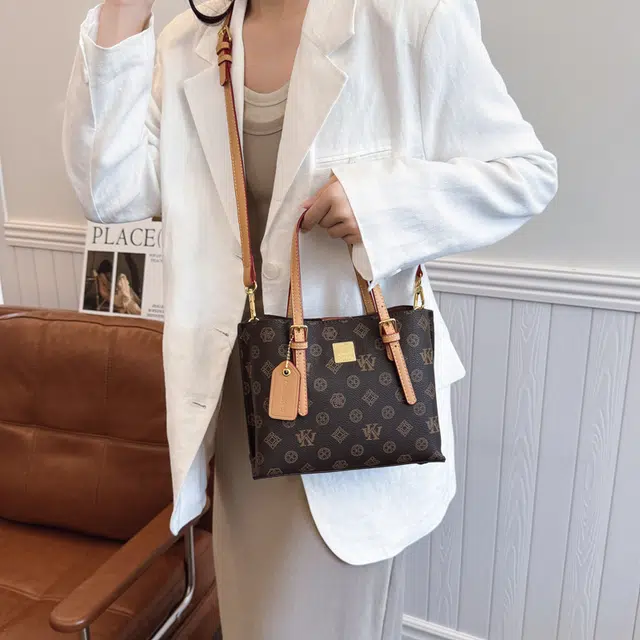 PU Tote