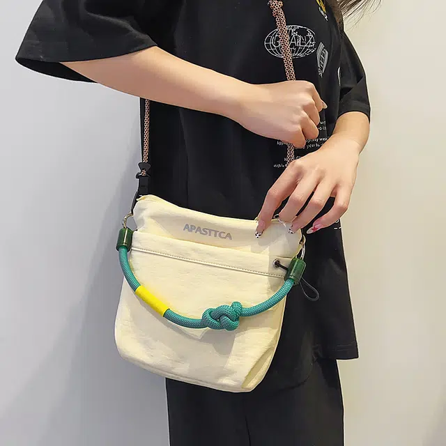 笛贝嘉 旅行轻便运动冲浪绳百搭 尼龙 单肩斜挎手提包 常规 男女同款情侣款 多色