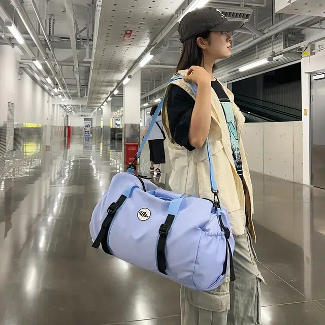 笛贝嘉 大容量潮牌休闲运动旅行背包港风轻便防水手提包 尼龙布 斜挎包 常规 男女同款情侣款 多色