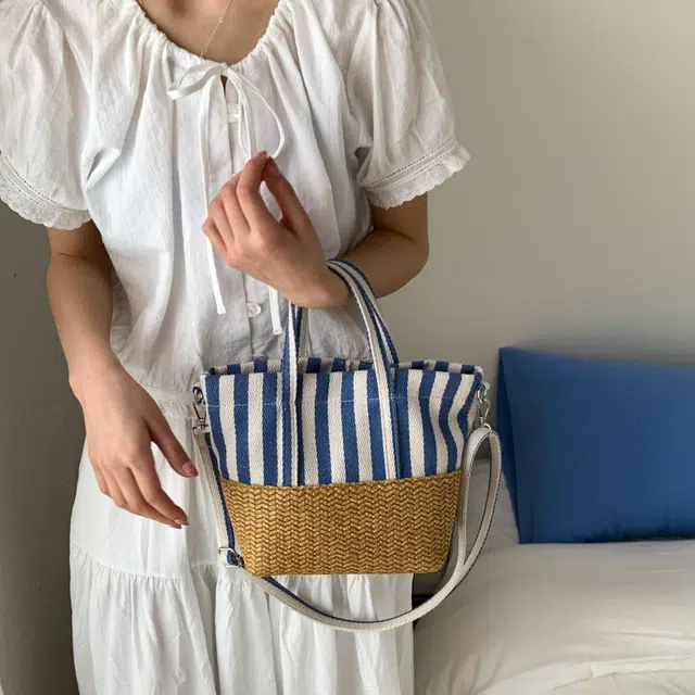 笛贝嘉 小众设计感时尚百搭复古 帆布 手提包 常规 女款 蓝色/红色