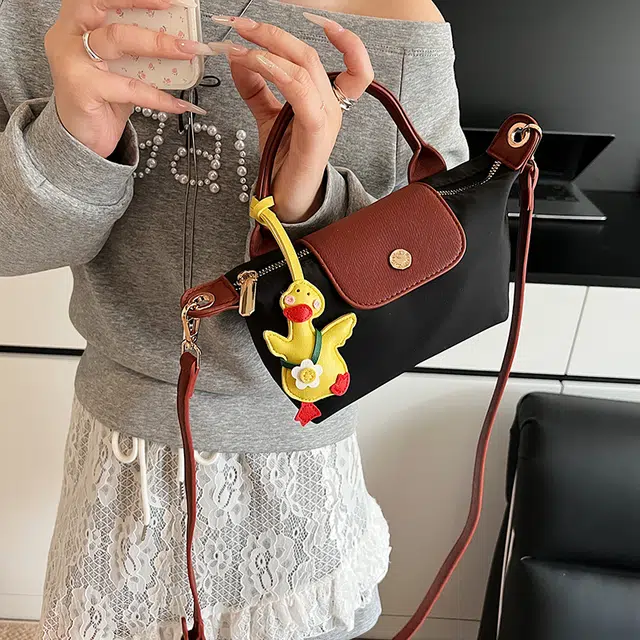 笛贝嘉 小清新手拎高级感多巴胺斜挎简约休闲百搭 布 手提包 女款 多色