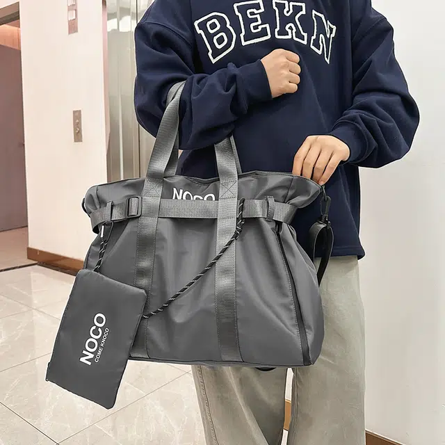 笛贝嘉 日系潮酷高级感轻便 尼龙 斜挎手提包 男女同款情侣款 多色