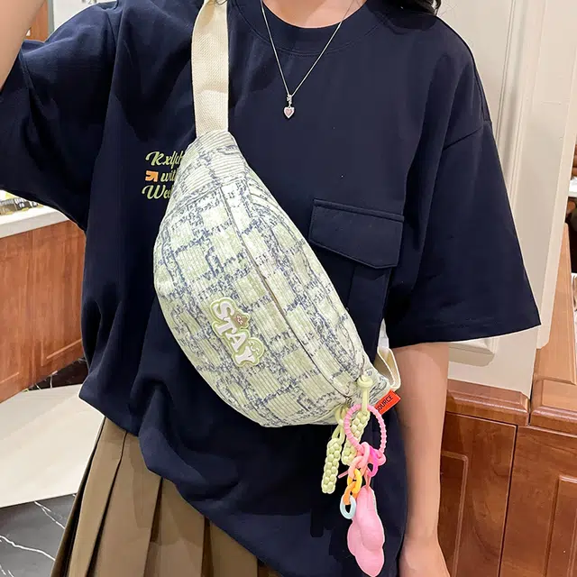 笛贝嘉 韩版可爱小众撞色休闲轻便 尼龙 胸包 女款 蓝色/白色/粉色/绿色