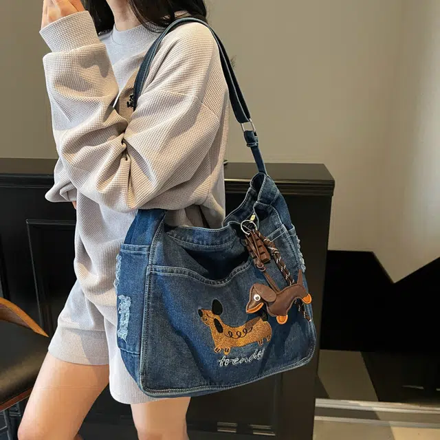 笛贝嘉 高颜值可爱小狗复古托特包休闲 牛仔布 单肩斜挎包 常规 女款 深蓝色/牛仔蓝/黑色