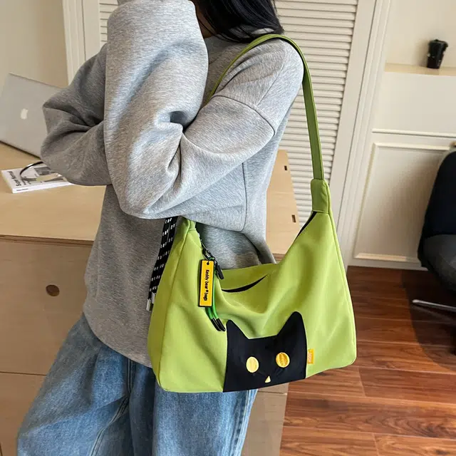 笛贝嘉 可爱猫咪小众设计轻便通勤 布 斜挎包 常规 女款 多色