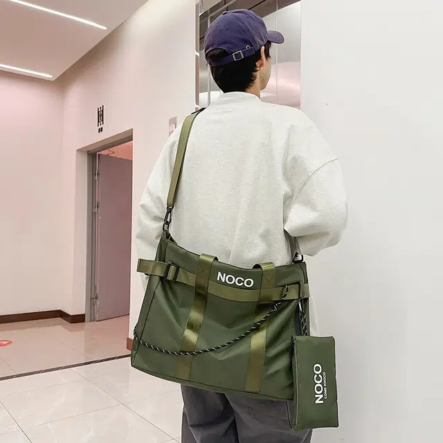 笛贝嘉 日系潮酷高级感轻便 尼龙 斜挎手提包 男女同款情侣款 多色