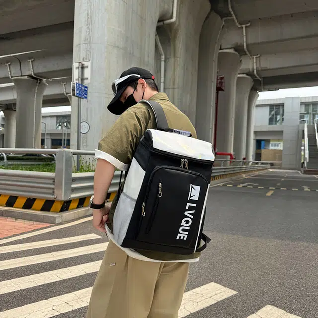 笛贝嘉 休闲运动健身字母背包羽毛球包轻便百搭旅行 牛津布 双肩包 常规 男女同款情侣款 多色