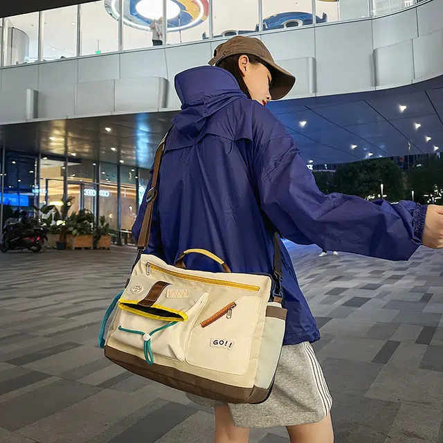 笛贝嘉 山系多功能旅游出行拼色 尼龙 单肩斜挎包 男女同款情侣款 多色