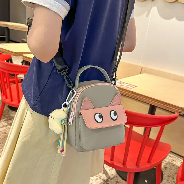 笛贝嘉 韩版可爱卡通拼色时尚洋气减龄百搭 尼龙 手提包 女款 多色