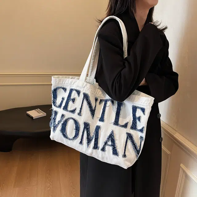 笛贝嘉 日系通勤字母托特包 牛仔布 单肩包 常规 女款 米白色/蓝色