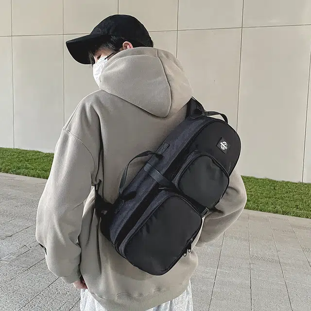 笛贝嘉 日韩中性风休闲简约时尚潮流百搭 牛津布 单肩斜挎胸包 常规 男女同款情侣款 黑色/绿色