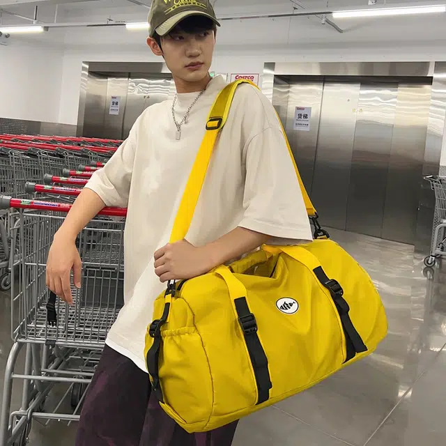 笛贝嘉 大容量潮牌休闲运动旅行背包港风轻便防水手提包 尼龙布 斜挎包 常规 男女同款情侣款 多色