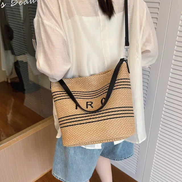 笛贝嘉 时尚高级感字母百搭 草编 托特包单肩包 常规 女款 卡其色