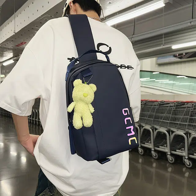 笛贝嘉 日系字母小众运动百搭防水 牛津布 胸包 常规 男女同款情侣款 多色