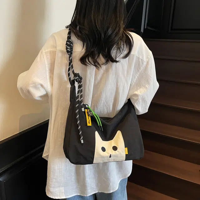 笛贝嘉 可爱猫咪小众设计轻便通勤 布 斜挎包 常规 女款 多色