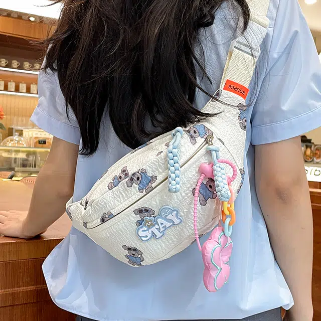 笛贝嘉 韩版可爱小众撞色休闲轻便 尼龙 胸包 女款 蓝色/白色/粉色/绿色