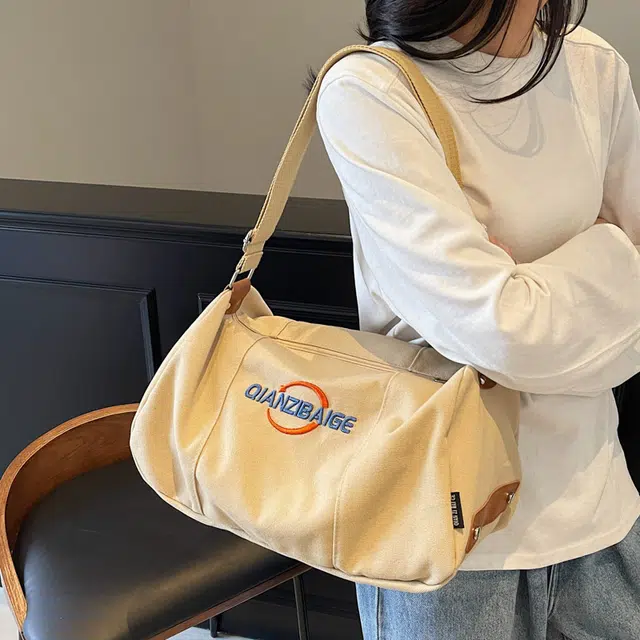 笛贝嘉 日系原宿字母刺绣运动旅行通勤百搭 帆布 单肩包 女款 多色