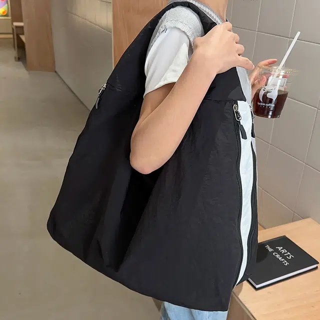 笛贝嘉 日系简约休闲纯色腋下包百搭轻便 尼龙 手提单肩包 常规 女款 多色