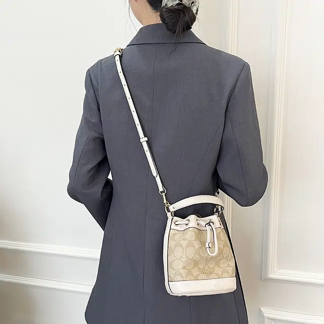COACH 94-123cm