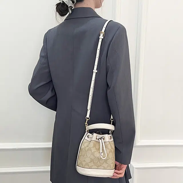 COACH 94-123cm