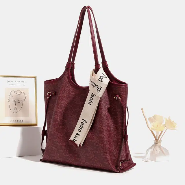 PULUWIRR Tote