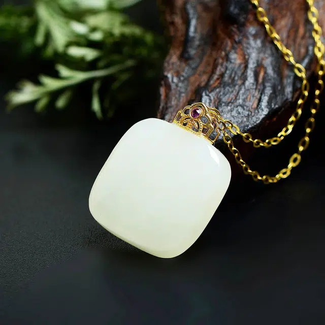 MARY WINDSOR 18K