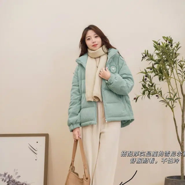 茵曼 纯色拉链立领休闲保暖羽绒服 女款