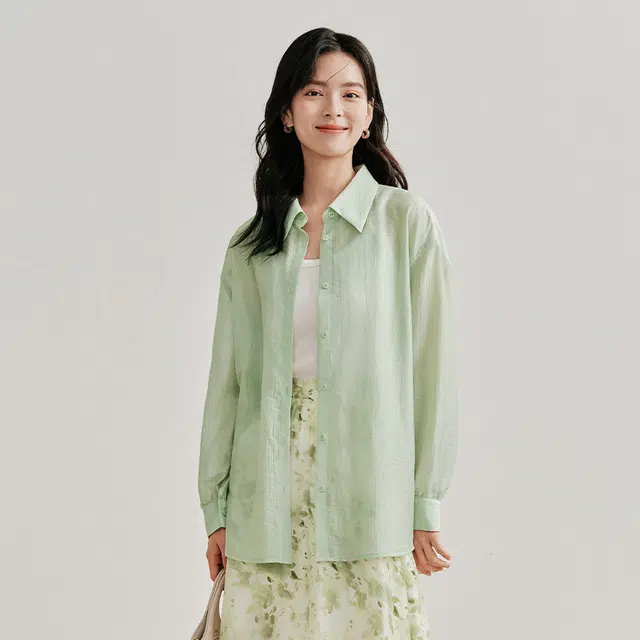 茵曼 纯色设计气质时尚简约尖领长袖衬衫 女款