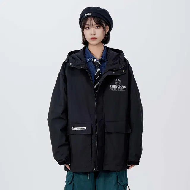 蜡笔小新 山系户外运动卡通小新字母印花休闲大口袋可调节连帽夹克外套 男女同款