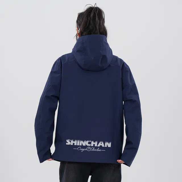 蜡笔小新 户外防风防水卡通渐隐字母印花可拆卸内胆连帽三合一长袖冲锋衣 男女同款