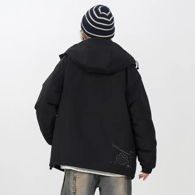 蜡笔小新 户外休闲卡通人物字母印花保暖加厚休闲宽松羽绒服外套 男女同款