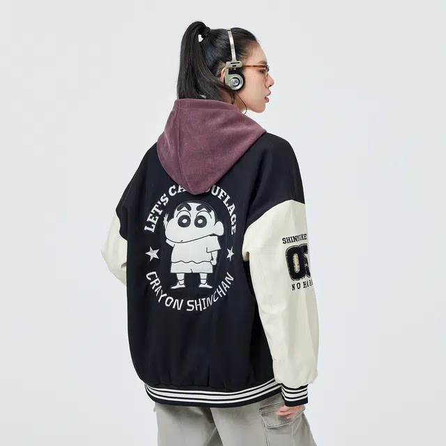 蜡笔小新 撞色拼接卡通小新字母印花棒球服外套 男女同款
