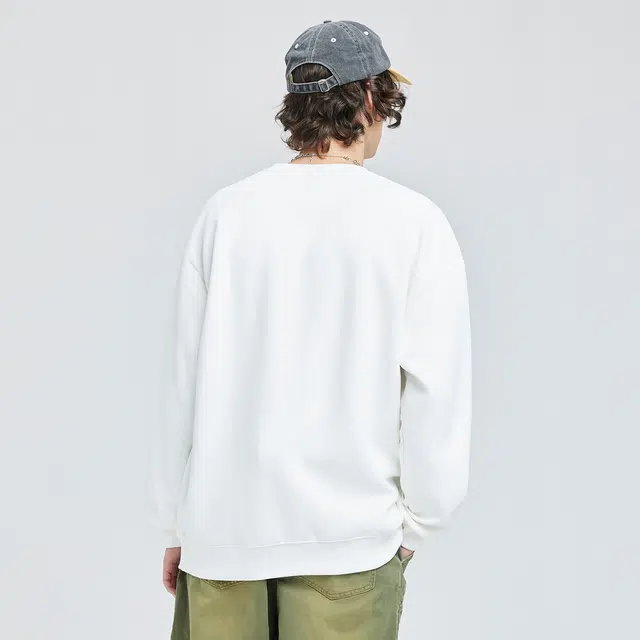 蜡笔小新 圣诞款卡通人物扮演麋鹿字母印花休闲宽松套头圆领卫衣 男女同款