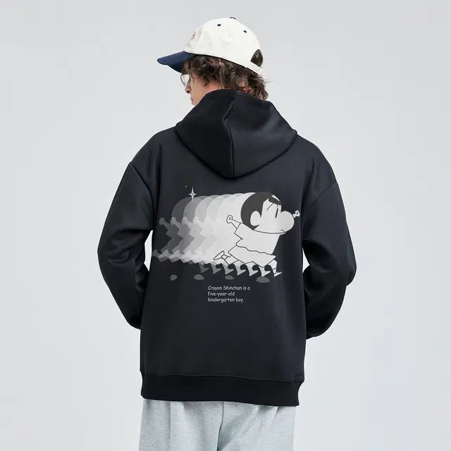 蜡笔小新 卡通小新幻象字母印花休闲宽松套头连帽卫衣 男女同款