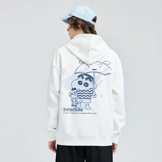 蜡笔小新 卡通撑伞小新泼墨字母印花休闲宽松套头连帽卫衣 男女同款