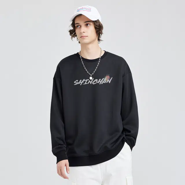 蜡笔小新 小新彩色泼墨字母印花休闲宽松套头圆领卫衣 男女同款