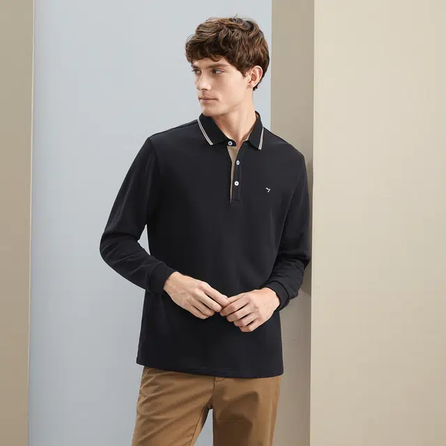 SEVEN LogoPolo