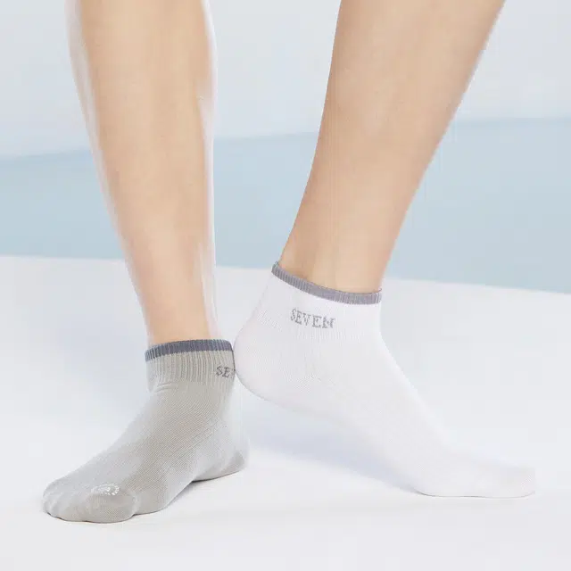 SEVEN 5