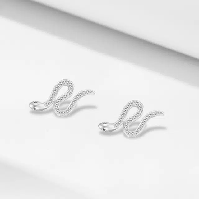 RINGLOVE ins