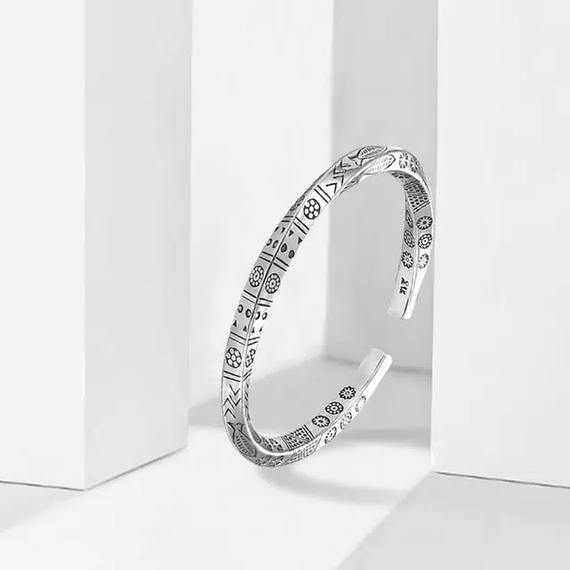 RINGLOVE ins