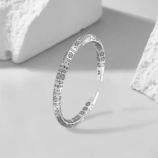 RINGLOVE ins