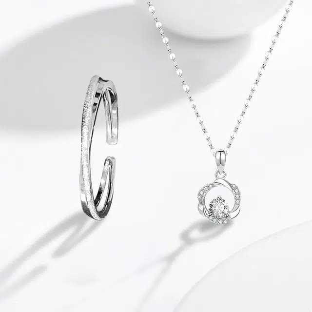 RINGLOVE ins