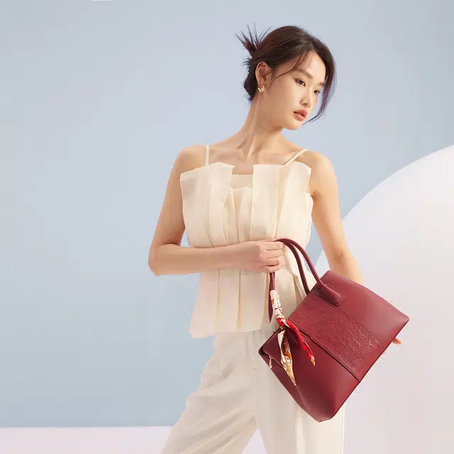 意尔康 国风刺绣 合成革 手提包 女款 米白/酒红/杏色
