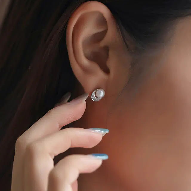 海蒂 白色强光设计款 淡水珍珠 耳钉 女款