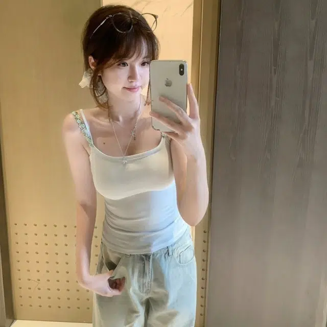 轻迎 纯欲自带胸垫舒适时尚简约百搭休闲吊带 女款