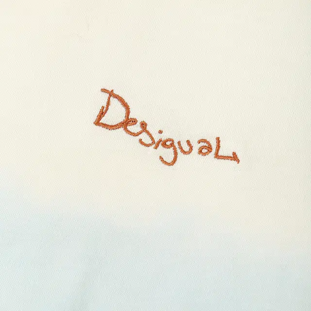 Desigual T