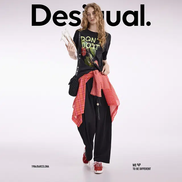 Desigual Logo T