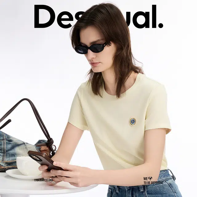 Desigual T