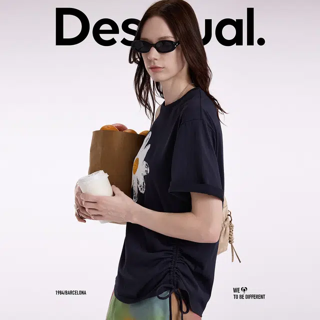 Desigual T